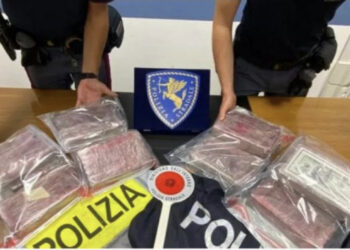 Arrestohet shqiptari në Itali, kapet me 14 kg kokainë në automjet