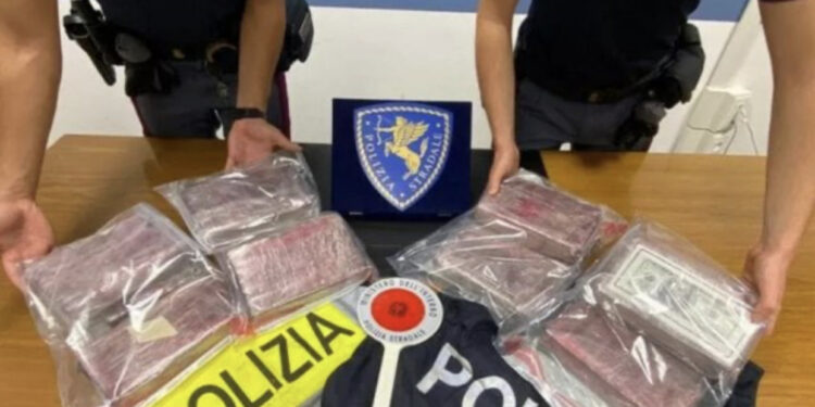 Arrestohet shqiptari në Itali, kapet me 14 kg kokainë në automjet