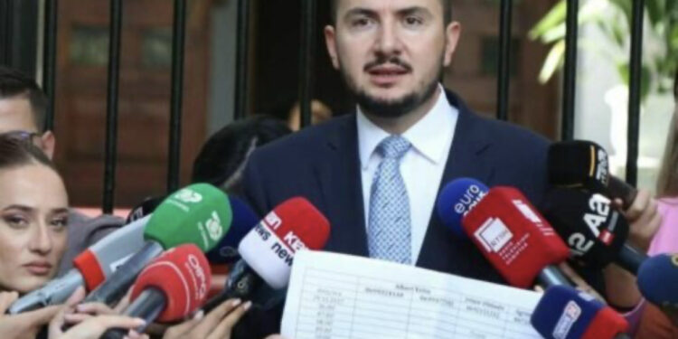 Salianji nga burgu: 10 fakte që rrëzojnë rrëfimin e Xhafajt