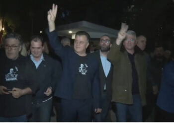 LIVE-Nis protesta e PD-së, Noka-Bardhi-Gjekmarkaj nisen drejt Kryeministrisë