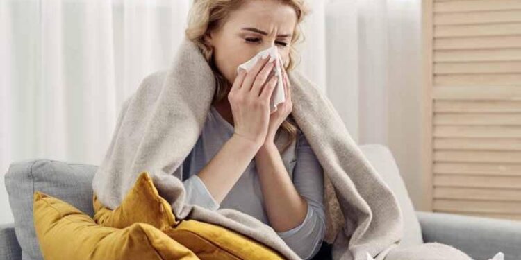 Vjeshta vjen me viroza, mënyra sesi të forconi sistemin tuaj imunitar