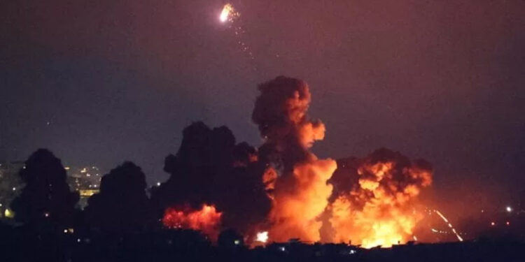 Izraeli godet Bejrutin, shënjestra pasardhësi i Nasrallahut