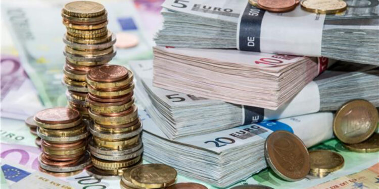 Leku i ka ‘ngrirë’ monedhat e huaja! (Kursi për të premten)