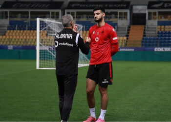 Dëmtimi i Armando Brojës, mjeku i Evertonit jep lajmin e “keq” për Sylvinhon dhe stafin e Kombëtares