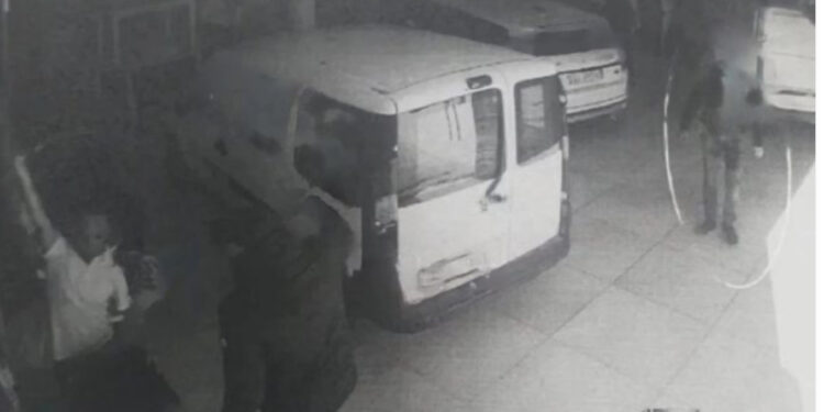 “Isha në burg në Londër kur më thanë që duhej kthyer ‘ajo gjëja…’”/ Vrasja e Jan Prengës, vëllai dëshmon në GJKKO