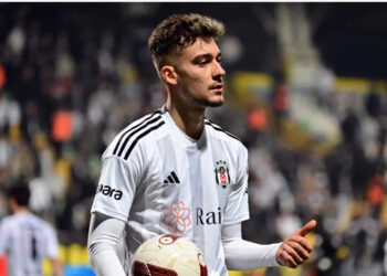 Besiktas merr 3 pikë, Muçi asist në Turqi