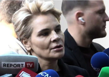 Kryemadhi: Ku kanë b*thë me fol prokurorët pa lejen e Ramës?!