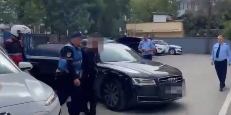 EMRI/ Siguronte viza turistike të falsifikuara, arrestohet futbollisti në Tiranë