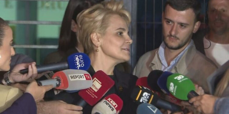 “Kanë hapur një precedent shumë të shëmtuar”, Kryemadhi: Si do të dalin dhëmbët e Edi Ramës në Dubai?