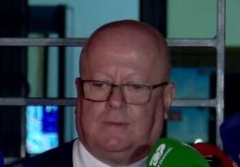 “Vendim politik i marrë jashtë kësaj gjykate!” Avokati Gjokutaj: Do të ndjekim rrugën e ankimit! Meta nuk e humbi qetësinë