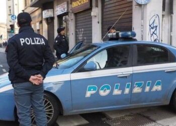 Trafikonin drogë në Itali/ Arrestohen katër të rinj shqiptarë, dyshohet se ata rekrutonin bashkëatdhetarë dhe i fusnin të shpërndanin kokainë