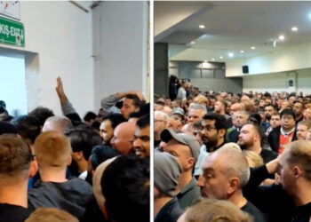 Skandal, turqit kyçin tifozët e United në stadiumin e Fenerbahçes deri në agim