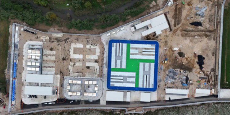 Media zvicerane: Pse dështoi marrëveshja Itali-Shqipëri për emigrantët?