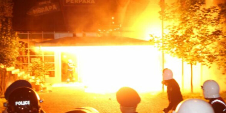 Protesta e 29 tetorit/ PD do të bllokojë rrugët në disa akse të vendit