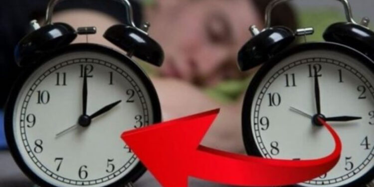 Nesër ndërrohet ora, akrepat kthehen 60 minuta pas