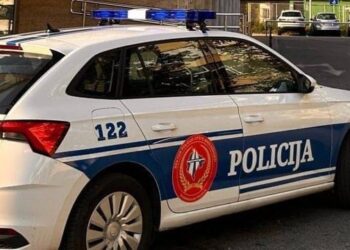 “Dyshohet për një person me rrezikshmëri të lartë!” E rëndë në Mal të Zi/ Motër e vëlla gjenden të vrarë në banesë, autori në kërkim