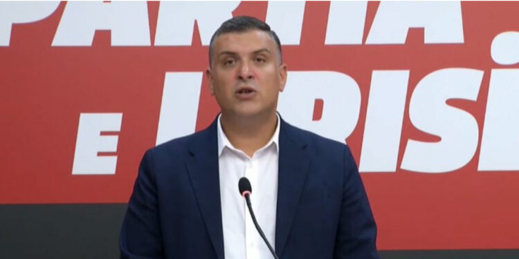 Arrestimi i Metës/ Blushi: Akuzat se ishte i armatosur, pallavra