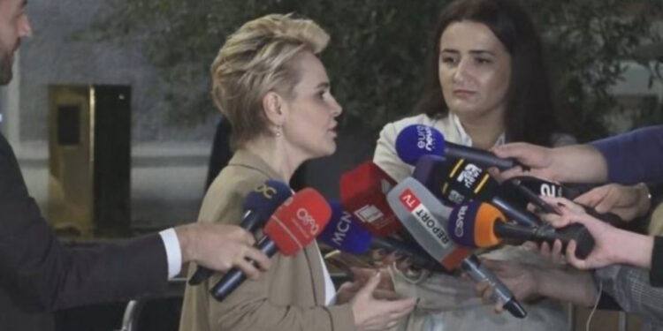 “I ka dhënë 460 mijë euro Edi Ramës…”, Kryemadhi i përgjigjet Berishës