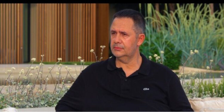 DOSJA/ Samir Mane SMS te nr.privat i Monikës: Samir Xhuglini i juaji është?- Zbardhen bisedat sekrete të oligarkut