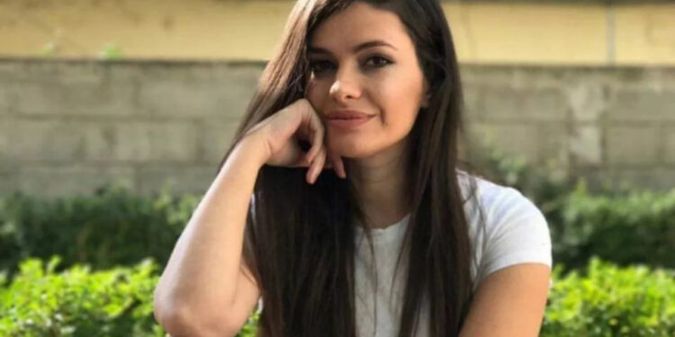 FOTO/ 7 vite nga humbja e Adelës, mikja e saj bën postimin prekës: Kemi kaq shumë për të treguar!