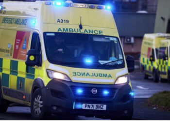 Aksidentohen autobusët dykatësh në Manchester, 17 të plagosur