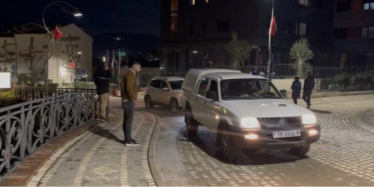 Operacioni antidrogë në Tiranë e disa rrethe, 5 të arrestuar deri tani, njëri nga Venezuela