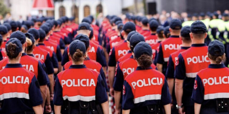 Tre të parët ushtarë të Nallbatit/ Shpallet lista e kandidatëve për Drejtor të Drejtorisë Vendore në Policinë e Shtetit