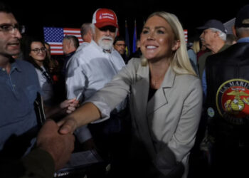 EMRI/ Kush është e zgjedhura e Trump për sekretare të shtypit në Shtëpinë e Bardhë