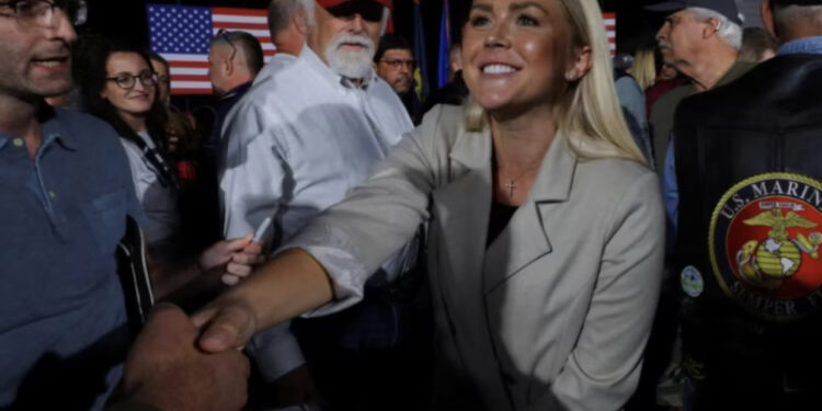 EMRI/ Kush është e zgjedhura e Trump për sekretare të shtypit në Shtëpinë e Bardhë