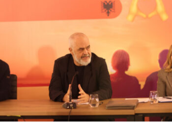 E BUJSHME/ 70 vjeç në punë!! Rama paralajmëron rritjen e moshës së daljes në pension