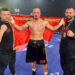 Armend Xhoxhaj triumfon ndaj boksierit serb dhe feston me flamurin kuqezi