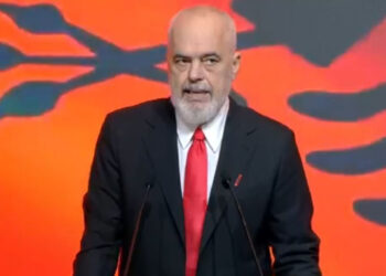 LIVE- Rama në Selanik: Shpreh keqardhje për gazetarët e bllokuar në kufi