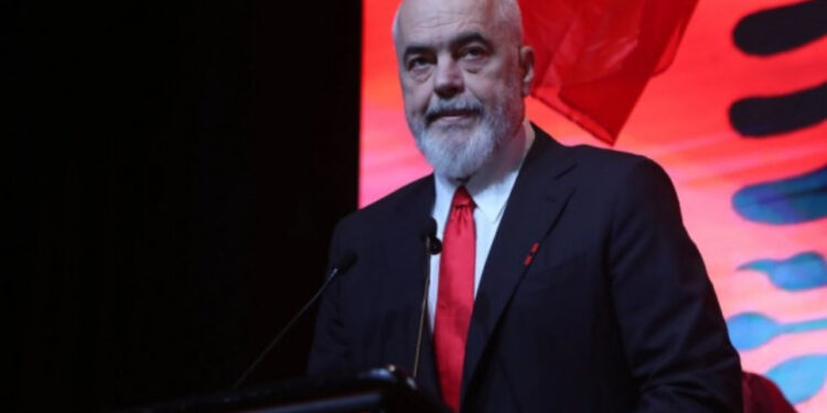 Rama fton emigrantët në Selanik të kthehen në Shqipëri: Do keni paga të ngjashme ose më të mira sesa në Greqi