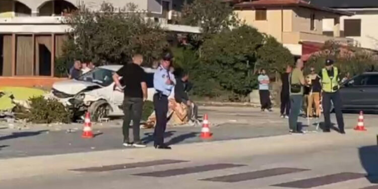 VIDEO e AKSIDENTIT tragjik në Peqin, 8-vjeçari u përplas për vd*kje teksa po çonte lule te varri i nënës!