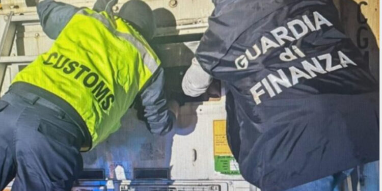 U kapën duke nxjerrë 40 kg kokainë nga konteineri me banane, zbulohen emrat e tre shqiptarëve