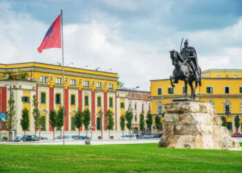 Popullsia e Tiranës/ Gjysma janë ‘Tironsa’, pas tyre vijnë dibranët dhe korçarët