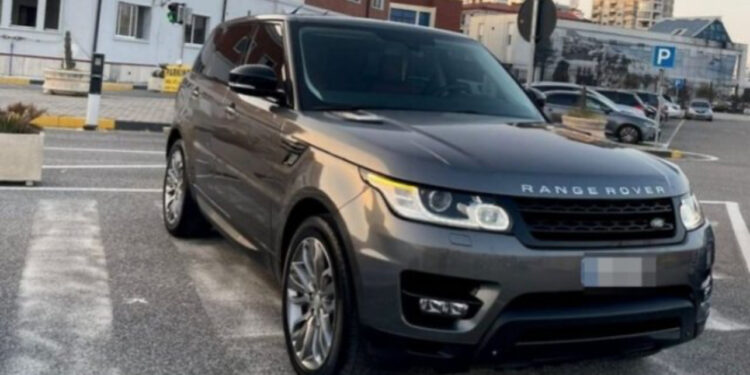 FOTO/ “Doli nga rruga ku ka shtëpinë Astmer Bilali”, ky është “Range Rover” që u përdor në masakrën e Dobraçit!