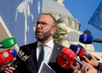 Përfundon mbledhja e grupit parlamentar të PD, Bardhi: Do përballemi me qeverinë për buxhetin, do mbrojmë interesat e qytetarëve dhe pensionistëve