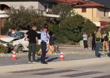 Aksidenti i mori jetën 8-vjeçarit në trotuar, banorët e Pajovës organizojnë protestë