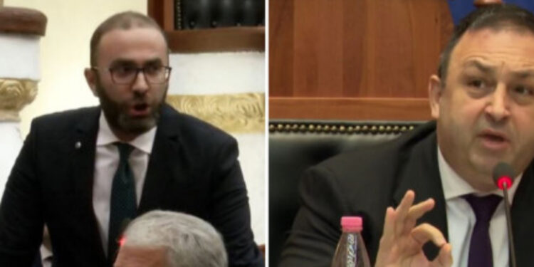 Bardhi i përgjigjet Hoxhës dhe paralajmëron arrestimin e Ballukut: Yt vëlla do të marrë në qafë veten dhe Belindën, do ta mësosh shumë shpejt