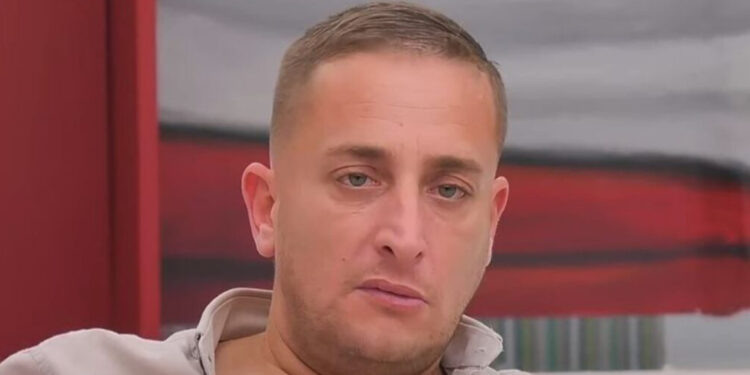 Dy banorë përjashtohen me “Zarf të zi” nga BBVK, Rezart Veleshnja për ngacmim seksual dhe bullizëm