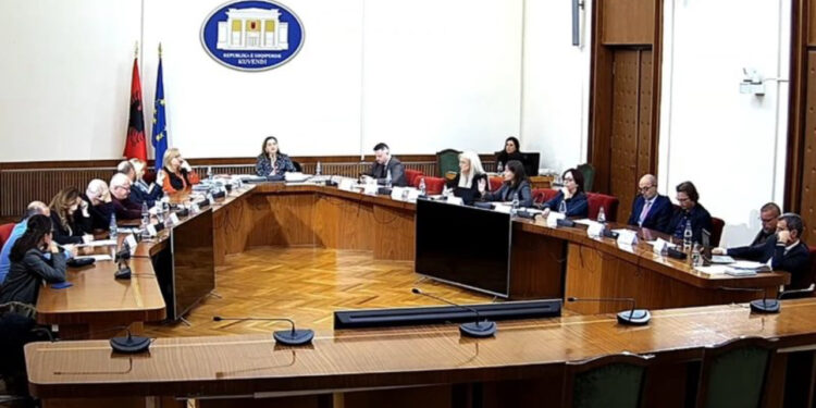 Dosja e Sterilizimit, Ndreca përplaset me Vokshin: Po u bëni gjyqin njerëzve! Ti ke marrë porosi për Vilma Nushin