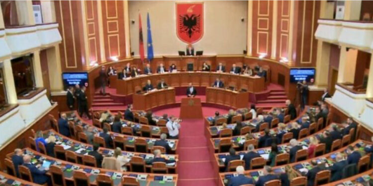 “Deputetët të deklarojnë nëse kanë përdorur ose jo Sky ECC dhe Encro Chat”, PD propozon ndryshime në Rregulloren e Kuvendit