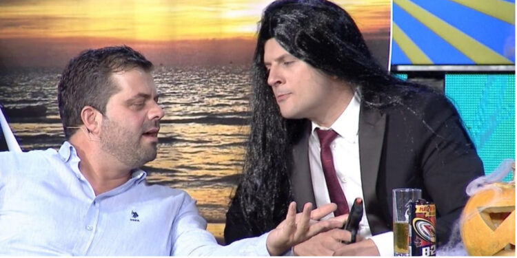 Trazoi rrjetin, Arben Derhemi: I ka ardhur dita që të tallet me njerëzit dhe Ermal Mamaqit, ky është kulmi