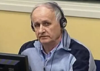 Ish-gjenerali serb pranon përgjegjësinë për gjenocidin në Srebrenicë