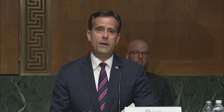 Drejtori i ri i CIA, mik i Kosovës, mediat serbe: Tregoi simbolin e “Shqipërisë së madhe”