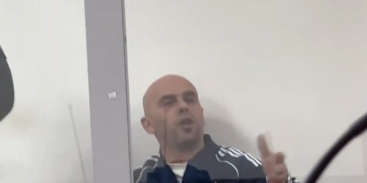 Dan Hutra i vrau motrën, Vladimir Kurti në gjykatë: Gjakun e saj nuk e fal