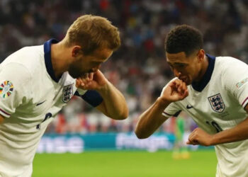 “Lojtarët braktisën skuadrën duke u shtirur si të dëmtuar”, trajneri i Anglisë del kundër Kane!