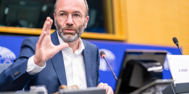 “Të mos ndodhin në të ardhmen!” Sulmi me vezë dhe kos ndaj Belerit në Tiranë, Presidenti i PPE-së letër Ramës: Nuk keni marrë masa për ta parandaluar aktin e turpshëm ndaj një eurodeputeti