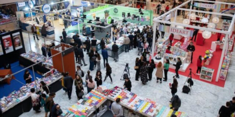 Ndahen Çmimet e Panairit të Librit 2024: Enkel Demi autori më i mirë i vitit, Milena Selimi fituese për përkthimin më të mirë